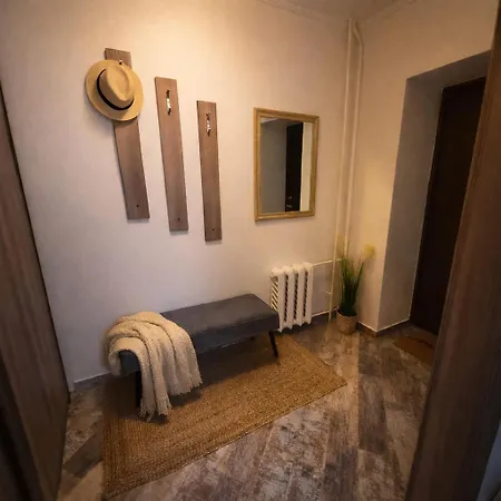 Giedres Linkuva With Private Entrance Kaunas