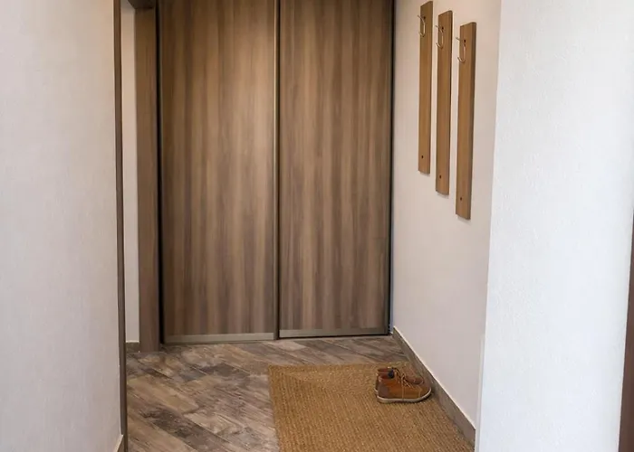 Apartamento Giedres Linkuva With Private Entrance *